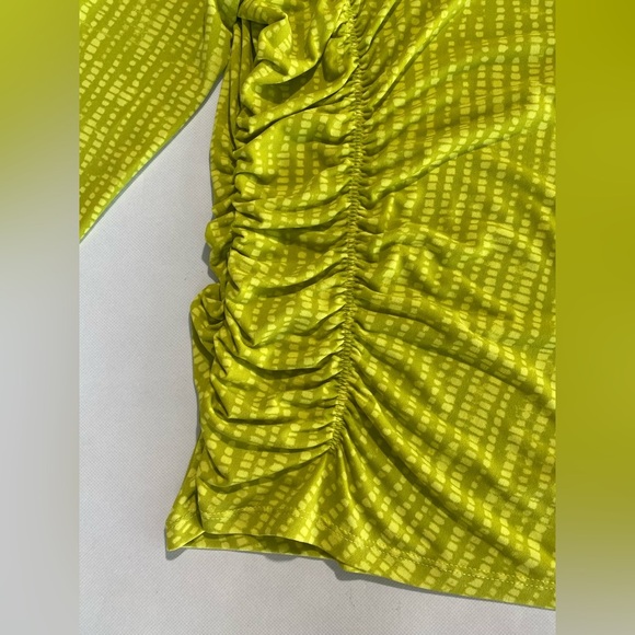 NEW Size L Calvin Klein Womens Sportswear Ruched Side Celery Long Sleeve Top $69 - Picture 6 of 13